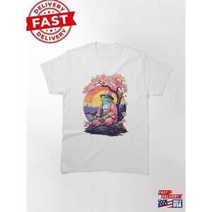 Frog Streetwear Aesthetic Urban Cute Art Classic T-Shirt